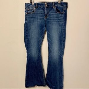 AMERICAN EAGLE SUPER STRETCH ARTIST FLARE JEAN